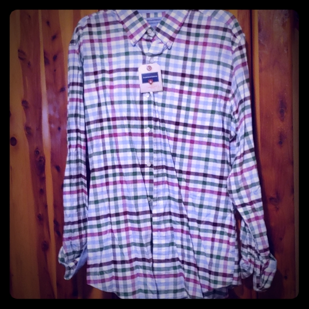 Mens buttondown shirt